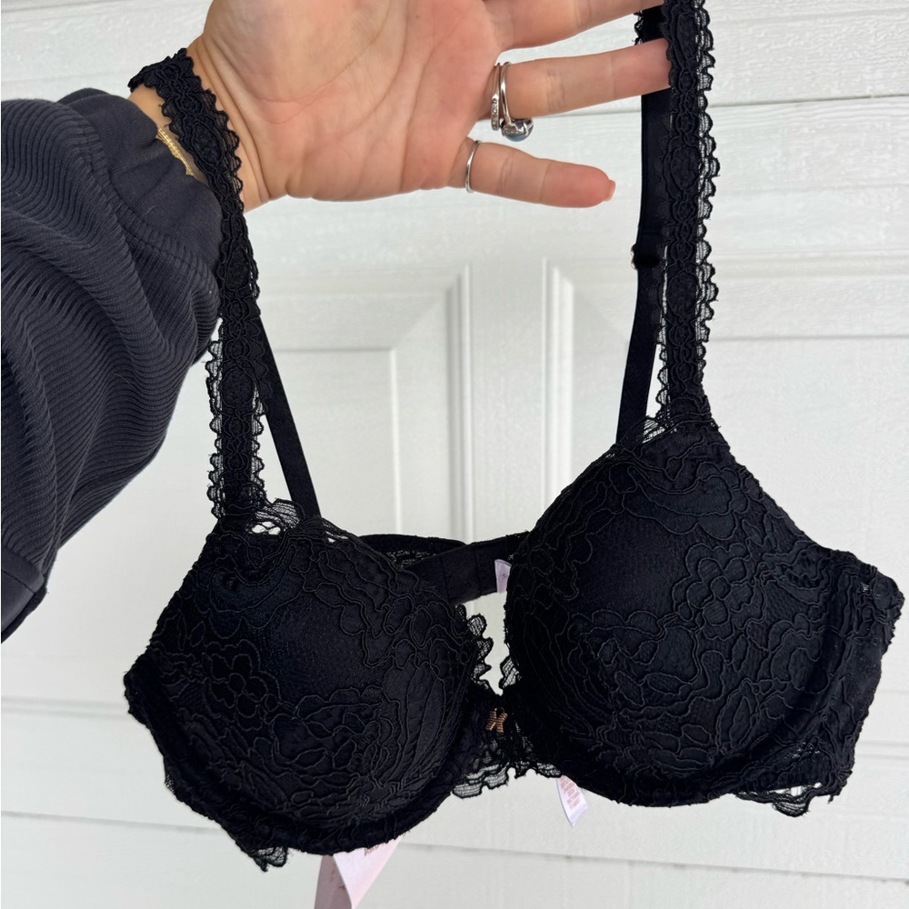 NWT Savage x Fenty Black Lace Bra